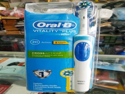 Bàn Chải Đánh Răng Oral-B